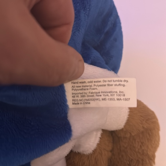 UK Kentucky Plush Football With Plush Wildcat Mascot Inside SEC - Picture 6 of 7